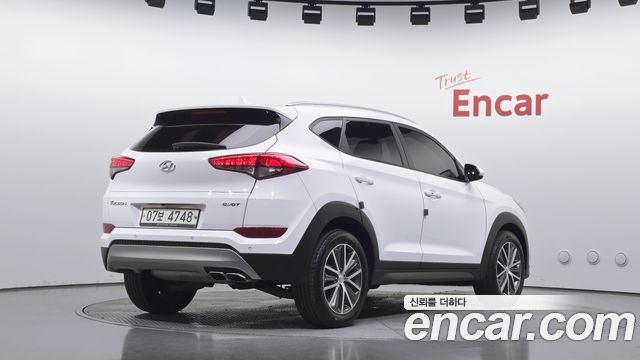 Hyundai Tucson 2017 — photo 2