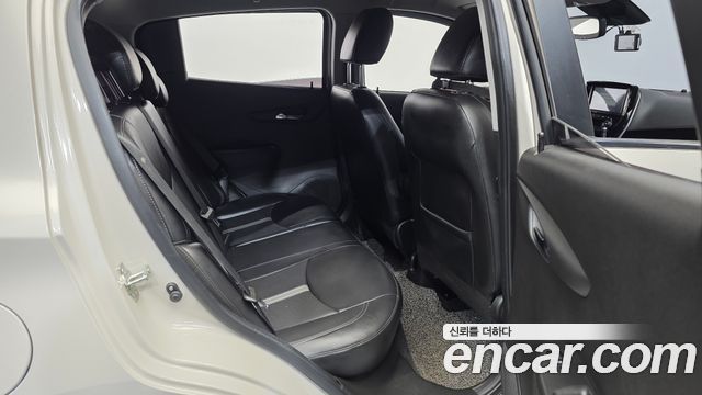 Chevrolet Korea Spark 2019 — photo 18