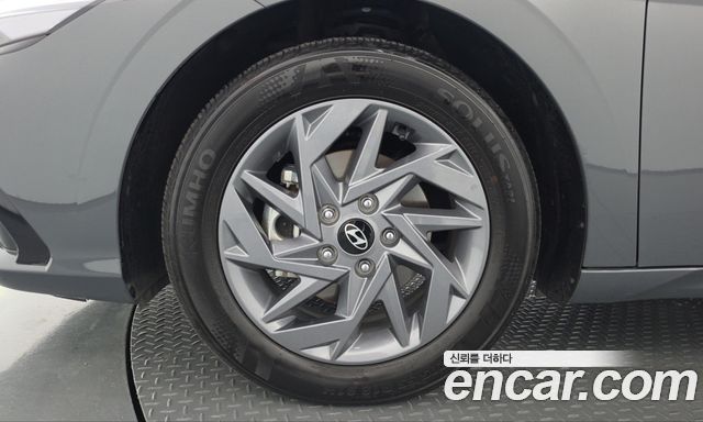 Hyundai AVANTE 2026 — photo 5