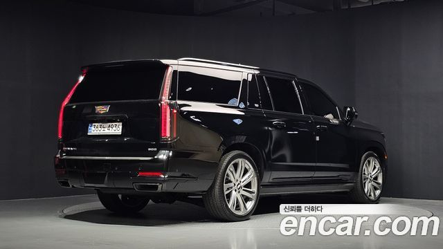 Cadillac Escalade 2025 — photo 2