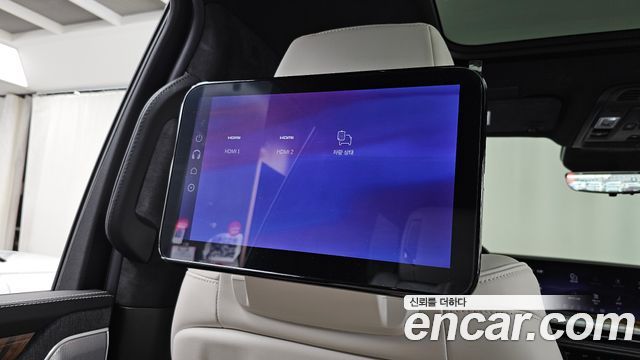 Cadillac Escalade 2025 — photo 29