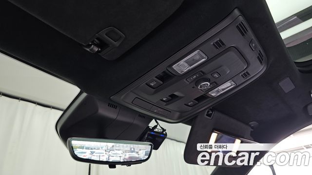 Cadillac Escalade 2025 — photo 30