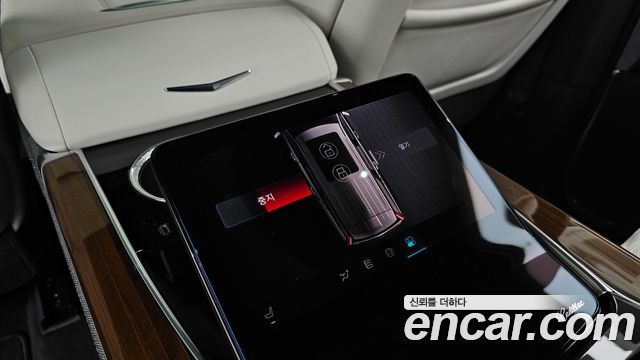 Cadillac Escalade 2025 — photo 39