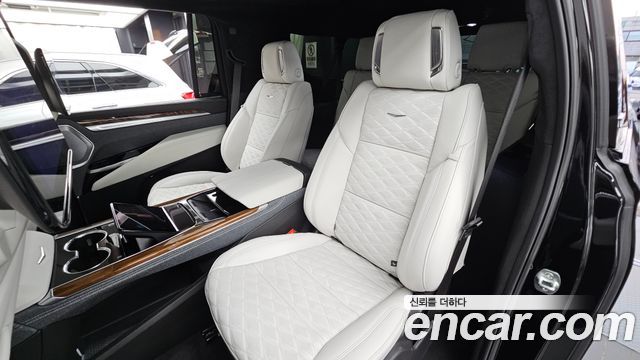 Cadillac Escalade 2025 — photo 43