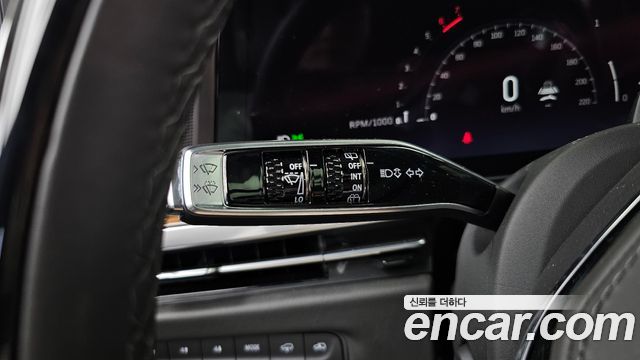 Cadillac Escalade 2025 — photo 44