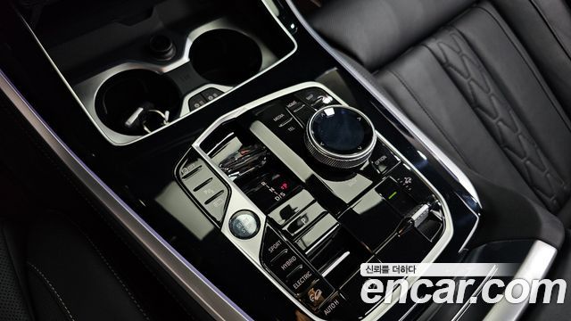 BMW X5 2025 — photo 12