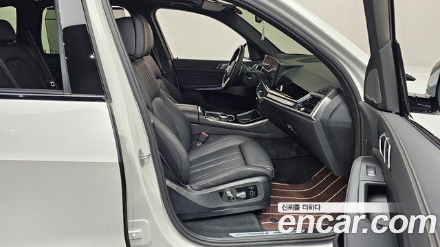 BMW X5 2025 — photo 16