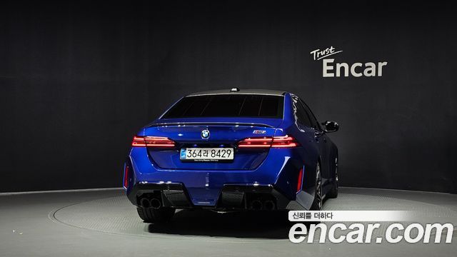 BMW M5 2026 — photo 4