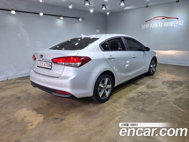 Kia K3 2018 — photo 4