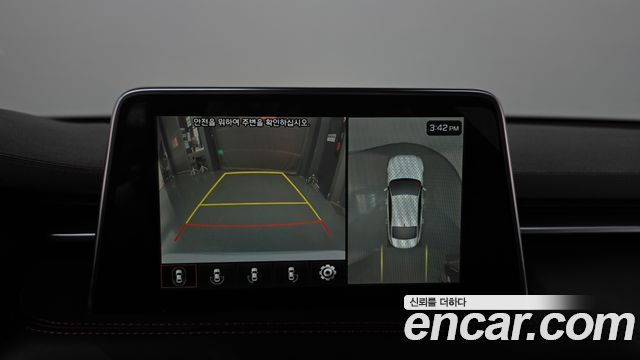 Genesis G70 2018 — photo 20