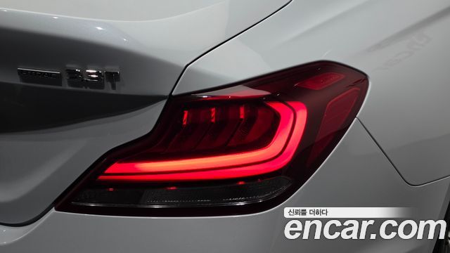 Genesis G70 2018 — photo 9