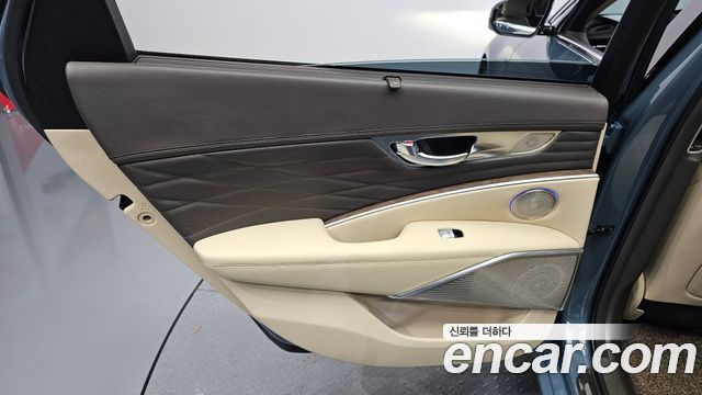 Kia K9 2020 — photo 15