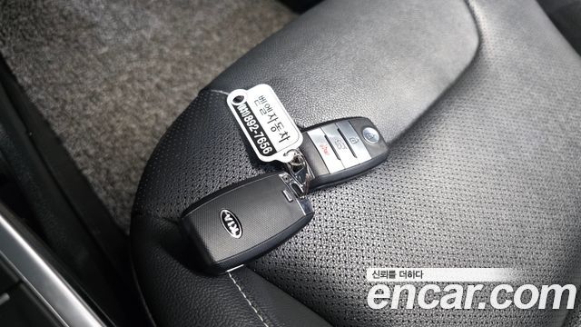 Kia Niro 2019 — photo 21