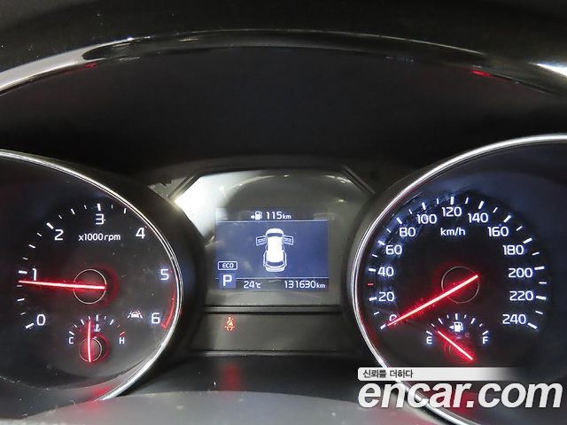 Kia Canival 2019 — photo 8