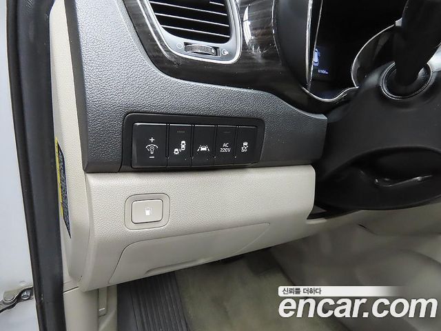 Kia Canival 2019 — photo 13