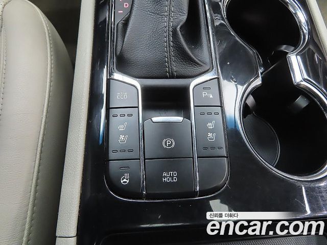 Kia Canival 2019 — photo 15