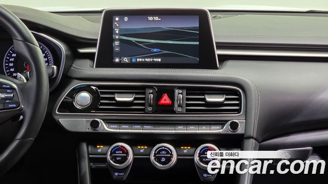 Genesis G70 2018 — photo 15