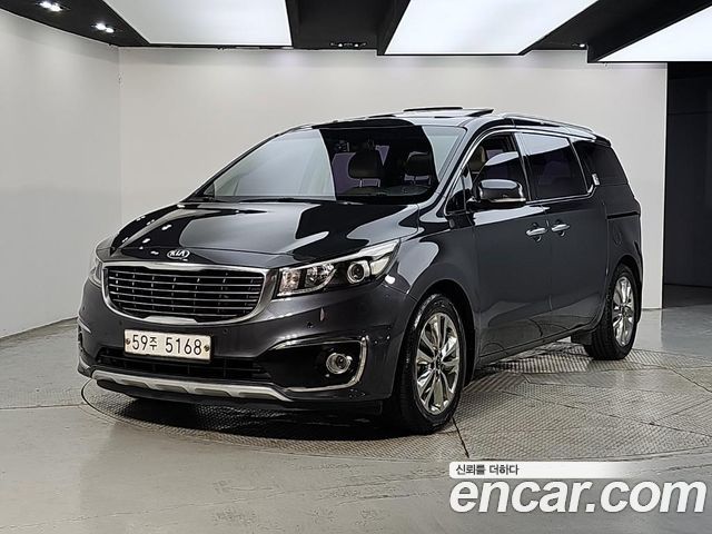 Kia Canival 2015 — photo 1