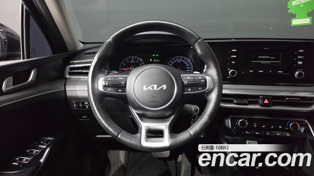 Kia K5 2023 — photo 19