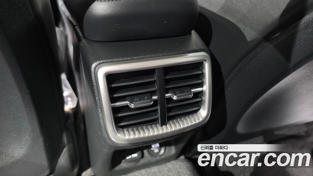 Kia K5 2023 — photo 25