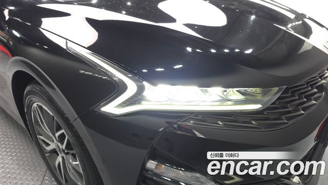 Kia K5 2023 — photo 8