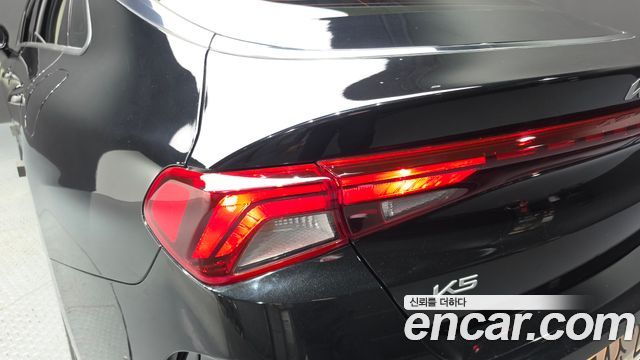 Kia K5 2023 — photo 9