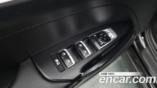 Kia K5 2023 — photo 27