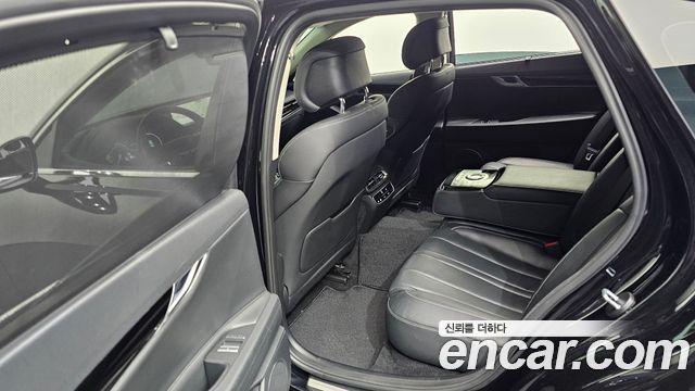 Genesis G80 2022 — photo 17