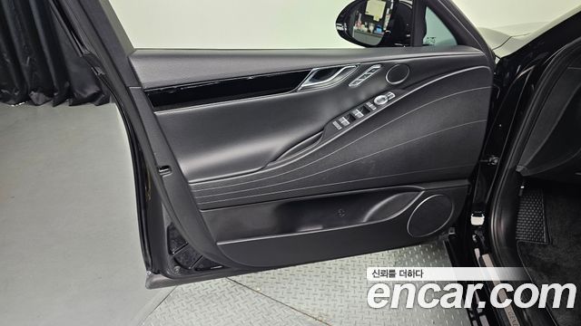Genesis G80 2022 — photo 14