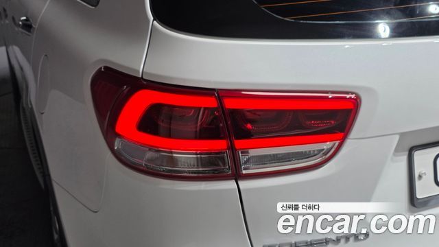 Kia Sorento 2016 — photo 9