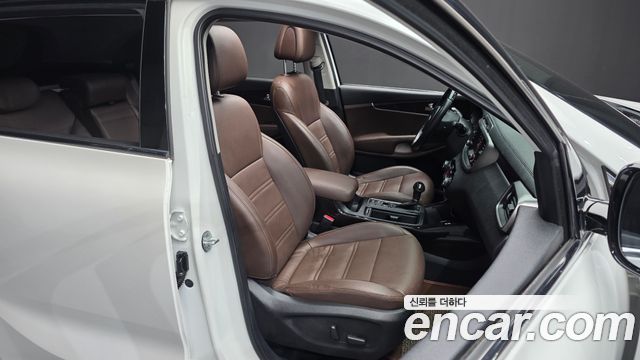 Kia Sorento 2016 — photo 16