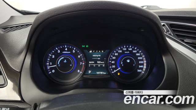 Hyundai Grandeur 2015 — photo 11