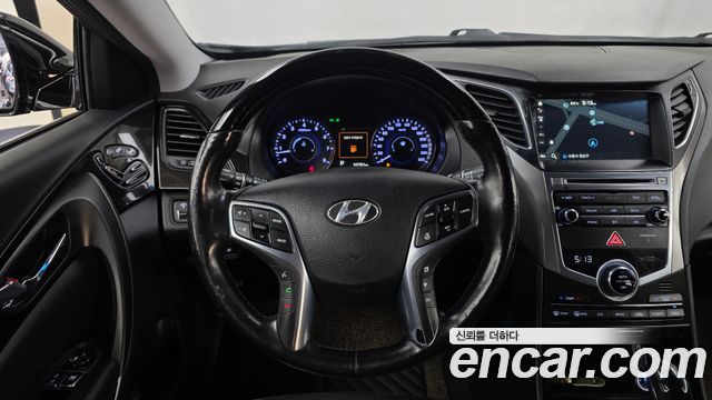 Hyundai Grandeur 2015 — photo 19