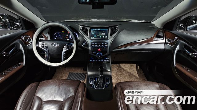 Hyundai Grandeur 2016 — photo 10