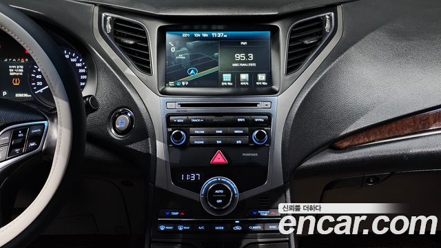 Hyundai Grandeur 2016 — photo 21