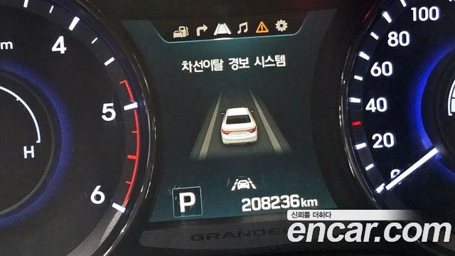 Hyundai Grandeur 2016 — photo 25
