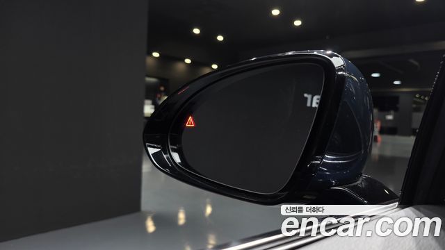 Genesis G80 2022 — photo 19
