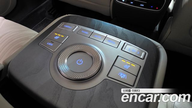 Genesis G80 2022 — photo 30