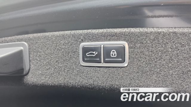Genesis G80 2022 — photo 32