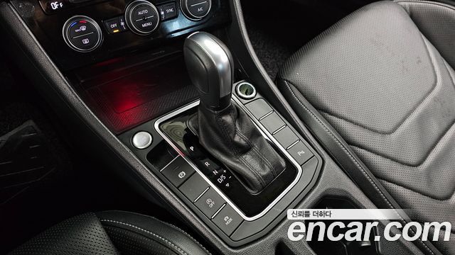 Volkswagen Jetta 2020 — photo 12