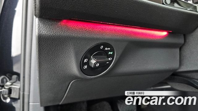 Volkswagen Jetta 2020 — photo 24