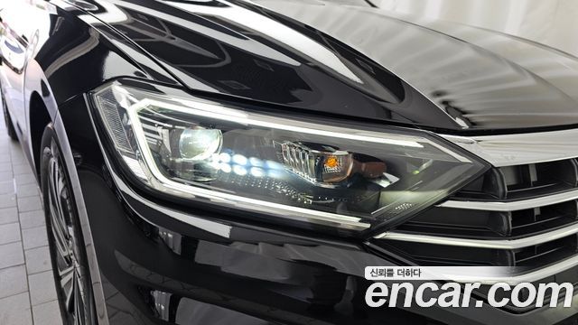 Volkswagen Jetta 2020 — photo 8