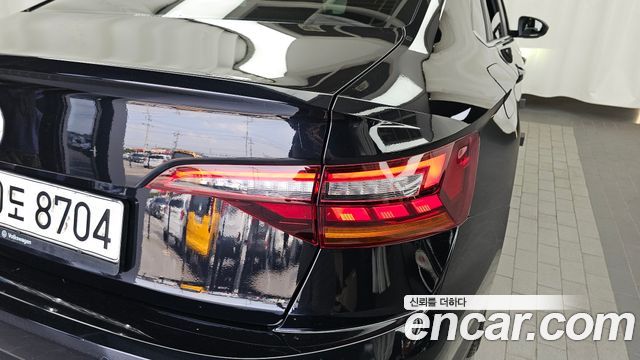 Volkswagen Jetta 2020 — photo 9