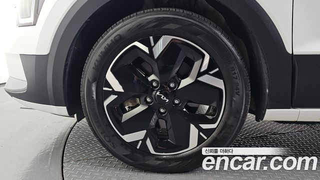 Kia Niro 2023 — photo 5