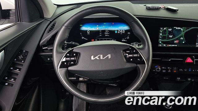 Kia Niro 2023 — photo 20