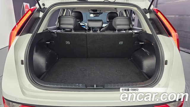 Kia Niro 2023 — photo 26
