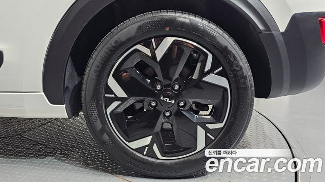 Kia Niro 2023 — photo 7