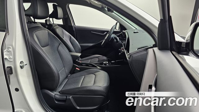 Kia Niro 2023 — photo 16