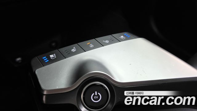 Kia EV6 2023 — photo 25