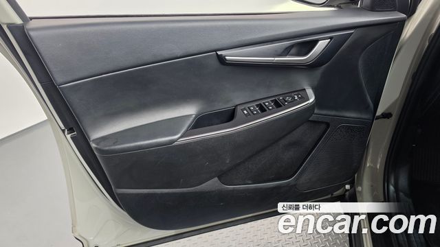 Kia EV6 2023 — photo 14